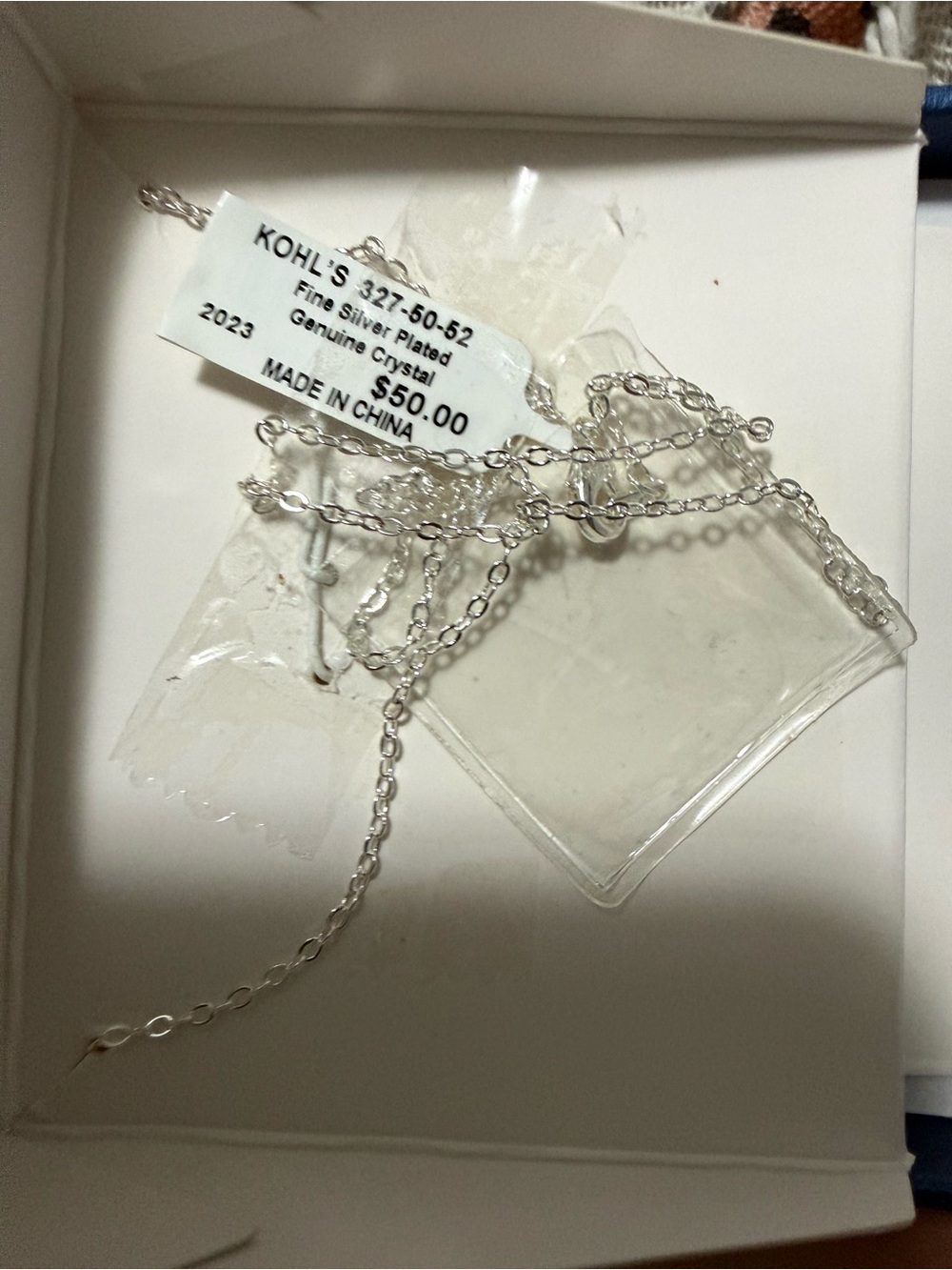 Mom Heart Pendant Necklace in Silver - Picture 4 of 6